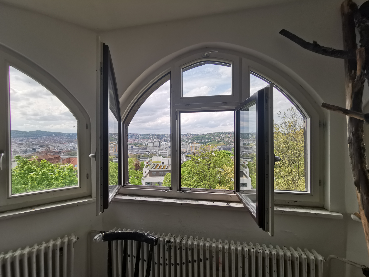 P_AUSBLICK WerkSTATThaus Stgt p30-55-col