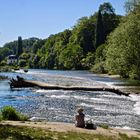 ...pause au bord du le Doubs !!!...