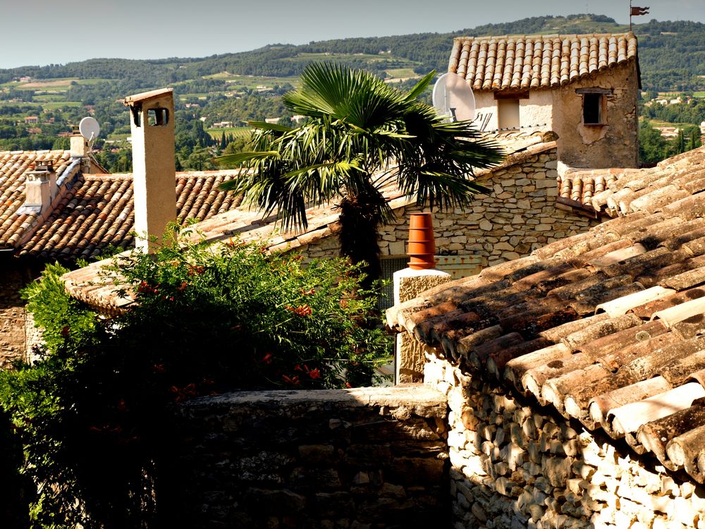 Pausenfoto-Dachlandschaft in Vaison-La-Romaine