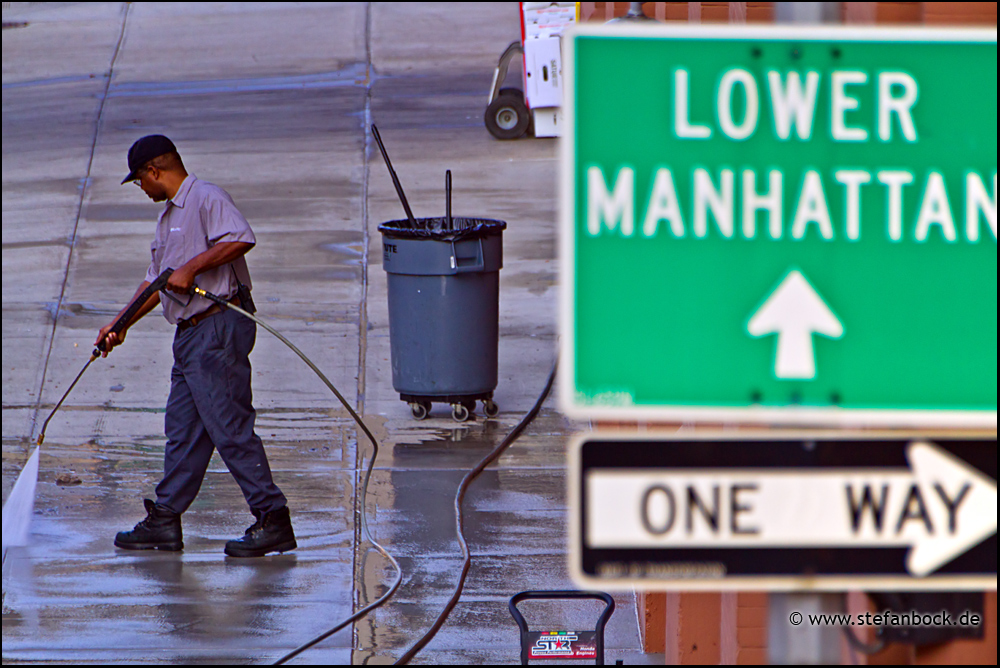 Pavement Cleaning, New York City Serie VII