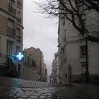 Pavés luisants rue berthe Paris XVIII arr