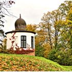 Pavilion im herbstliche Ambiente !