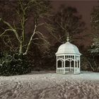 Pavillon am Johannapark bei Schnee