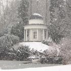 Pavillon im Bergpark Wilhelmshöhe Febr. `09