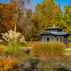 Pavillon im Herbst