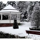 Pavillon im Schnee