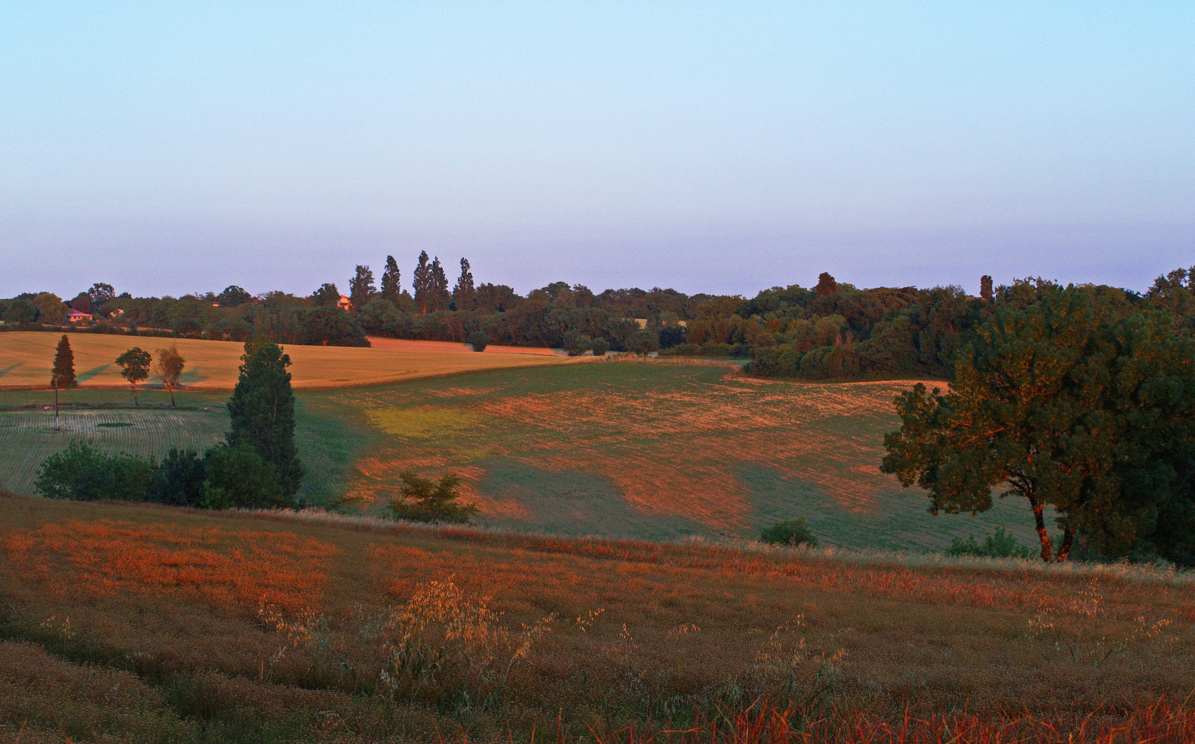 Paysage gersois sous les derniers rayons du soleil