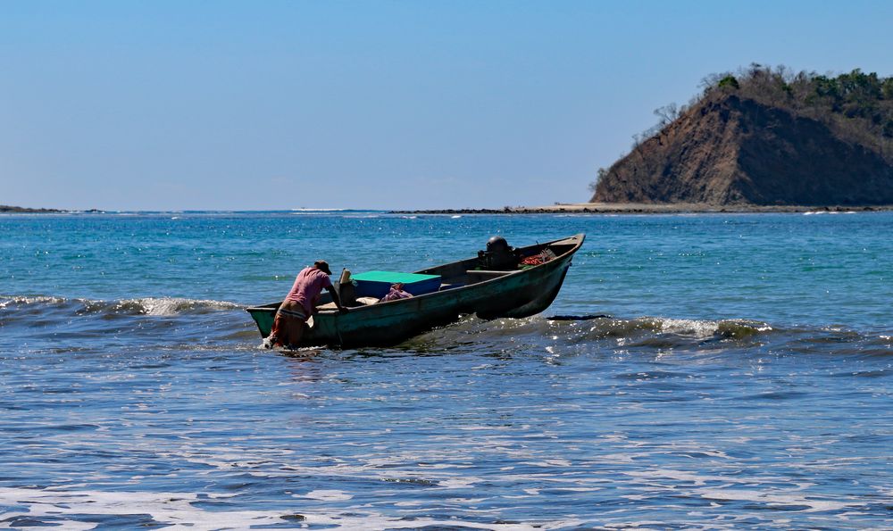 Pazifikküste der Playa Sámara, Costa Rica