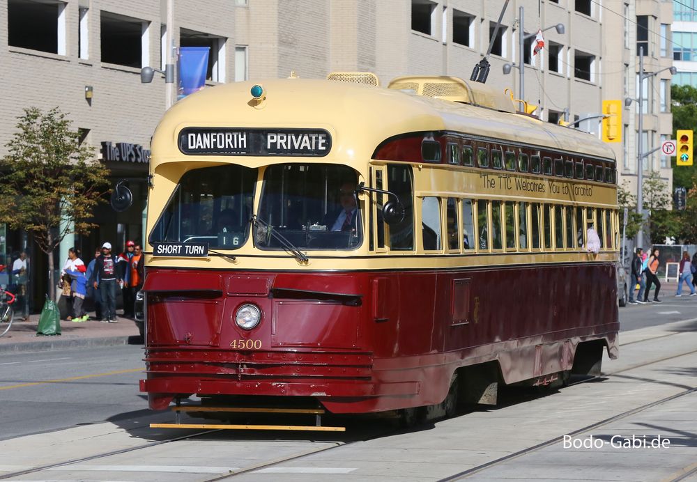 PCC Wagen Nr. 4500 der Straßenbahn in Toronto