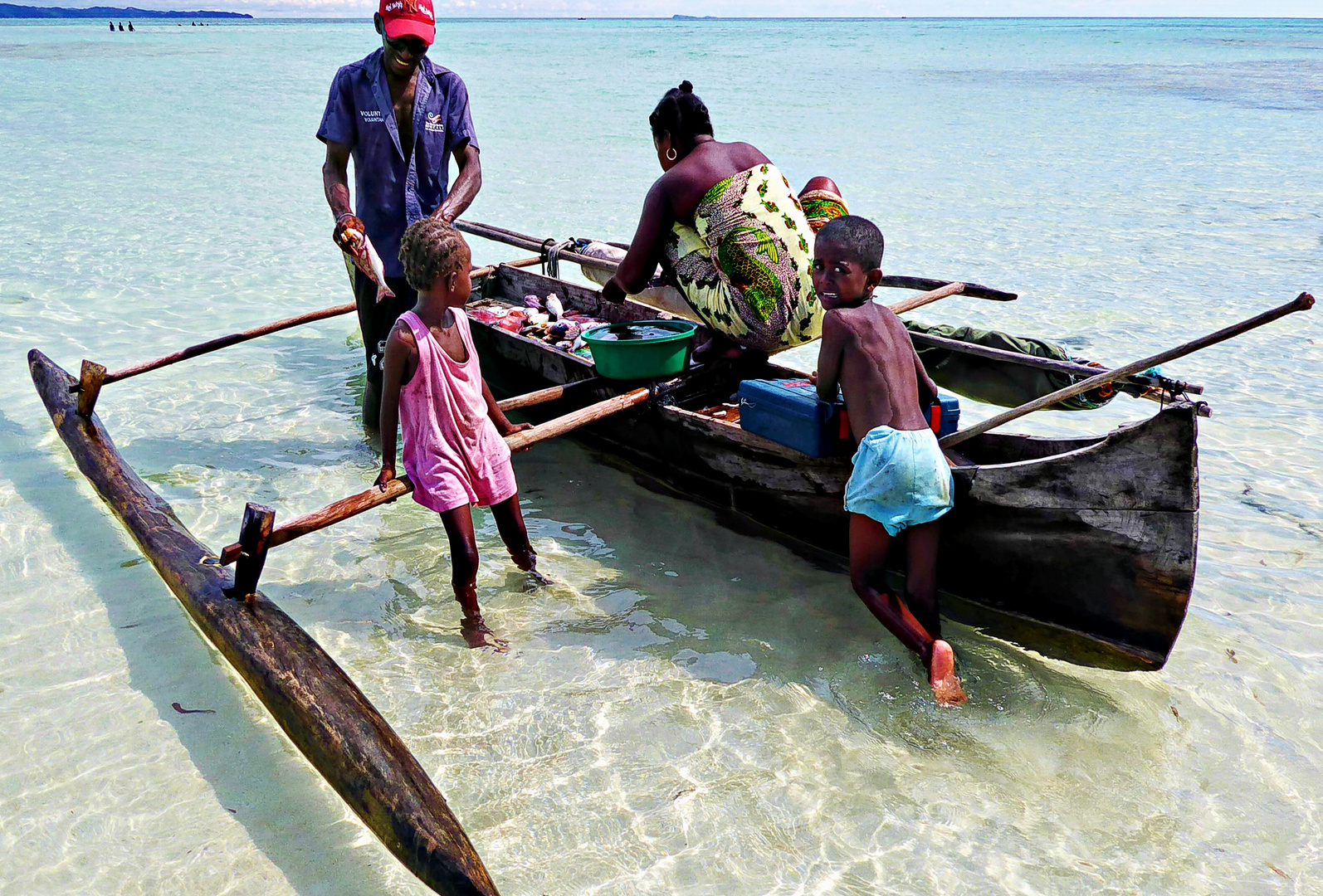 Pêche colorée en famille