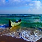 Pêcheur avec son bateau