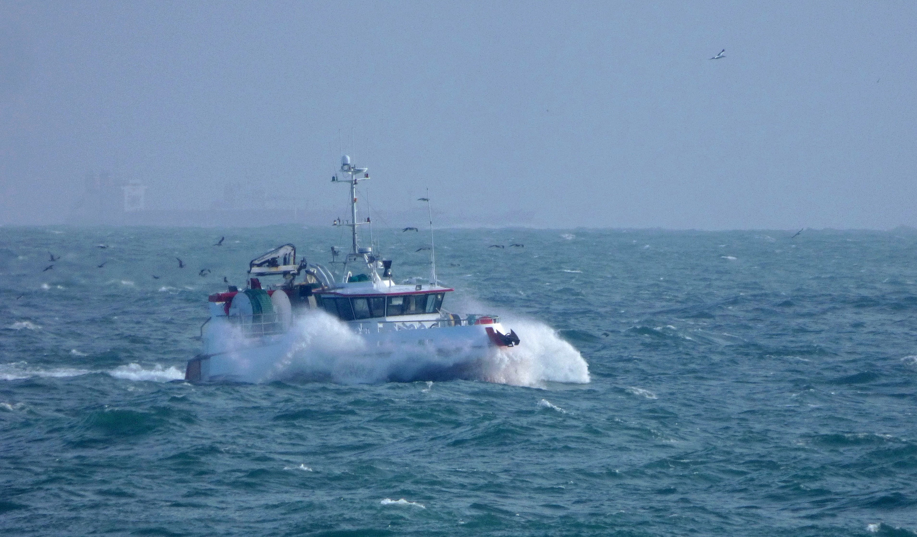 Pêcheurs dans la bourasque