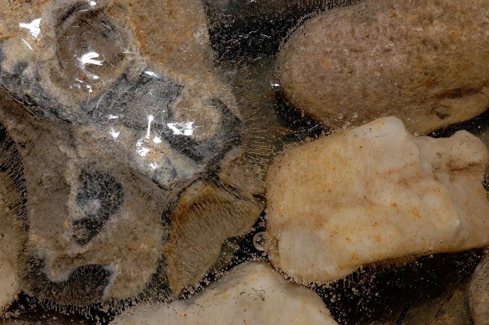 pebblestones in ice