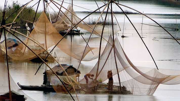 Pecheur sur le Mekong