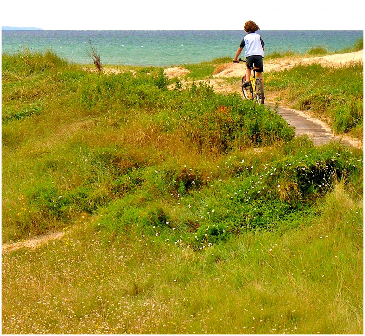 Pédaler dans les dunes ...