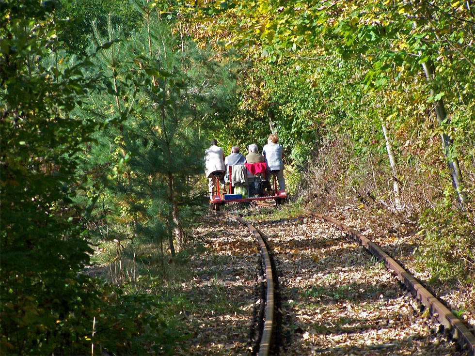 "Pedalritter" auf Schienen