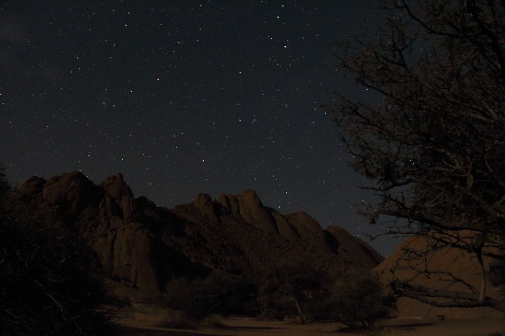 Pegasus und Andromeda über der Spitzkoppe, Namibia