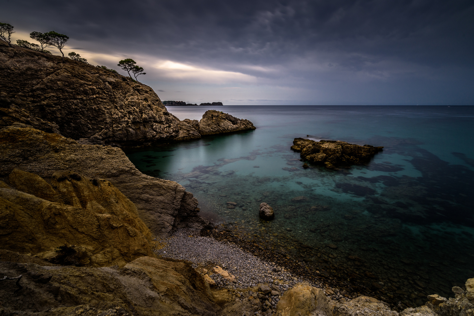 .peguera.cliffs.1.