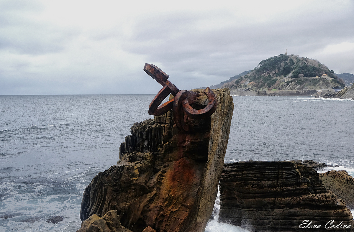 Peine del Viento - San Sebastian