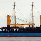 Peking kommt auf der Combi Dock III am 30.7.2017 nach Brunsbüttel