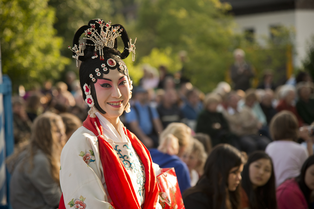 Peking Oper Nanjing zu Gast in Moosach bei Grafing am 30.06.2013 (5)