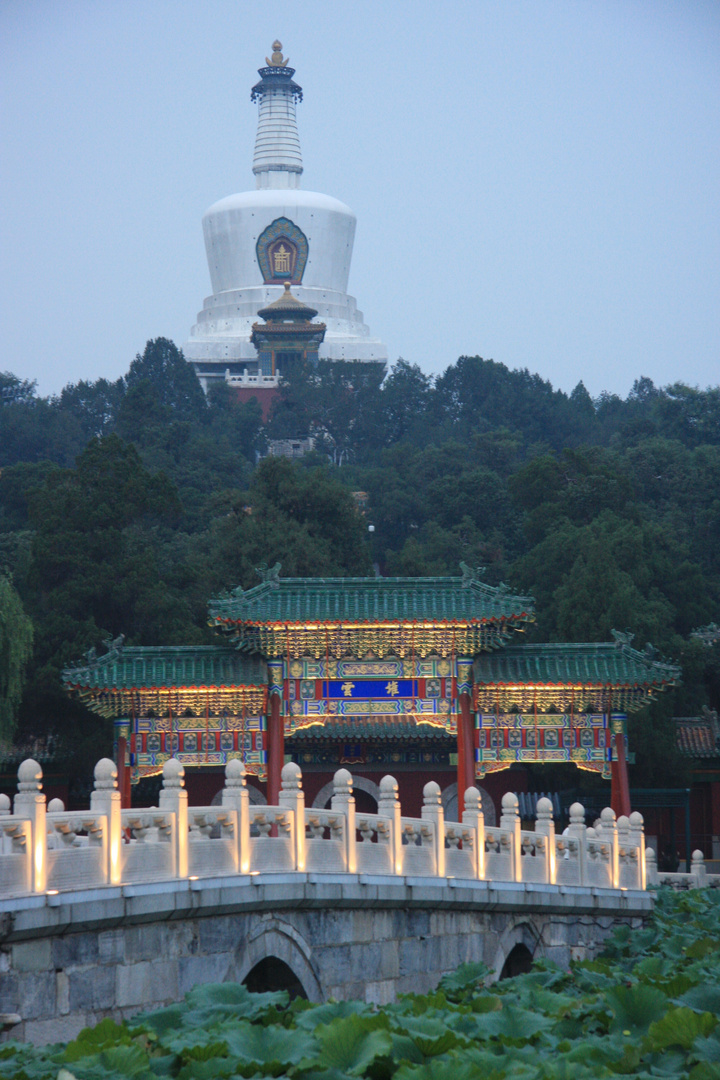 Peking - weiße Pagode