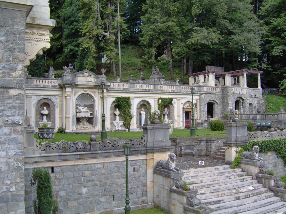 Peles Castle (back yard), Sinaia, RO