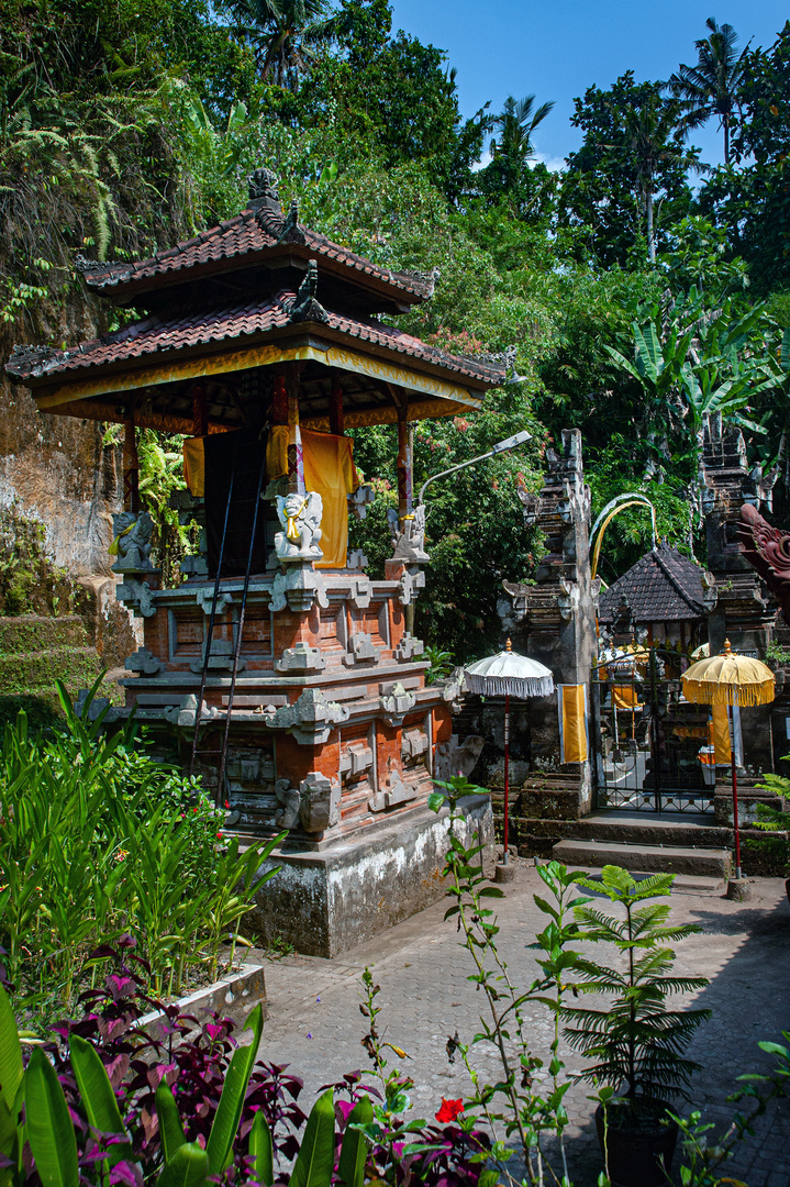 Pelinggih tower in Pura Kerebanlangit 