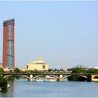 Pelli Turm in Sevilla