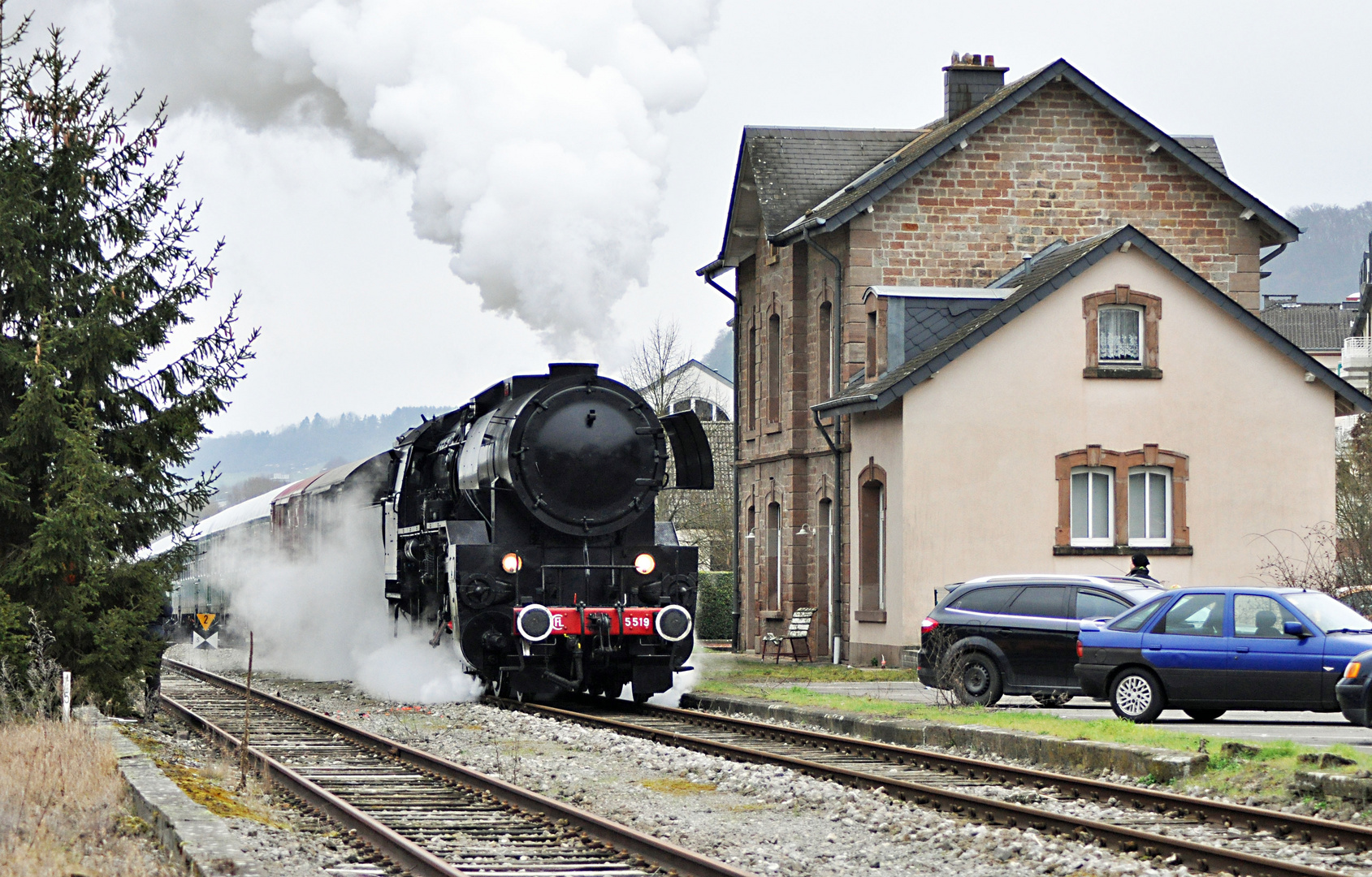 Pendelfahrten mit CFL1817 und CFL 5519 zwischen Ettelbrück und Bissen Part III