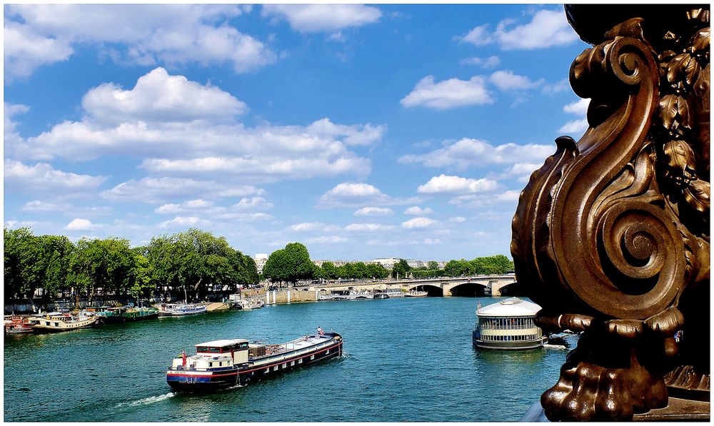 Péniche à Paris