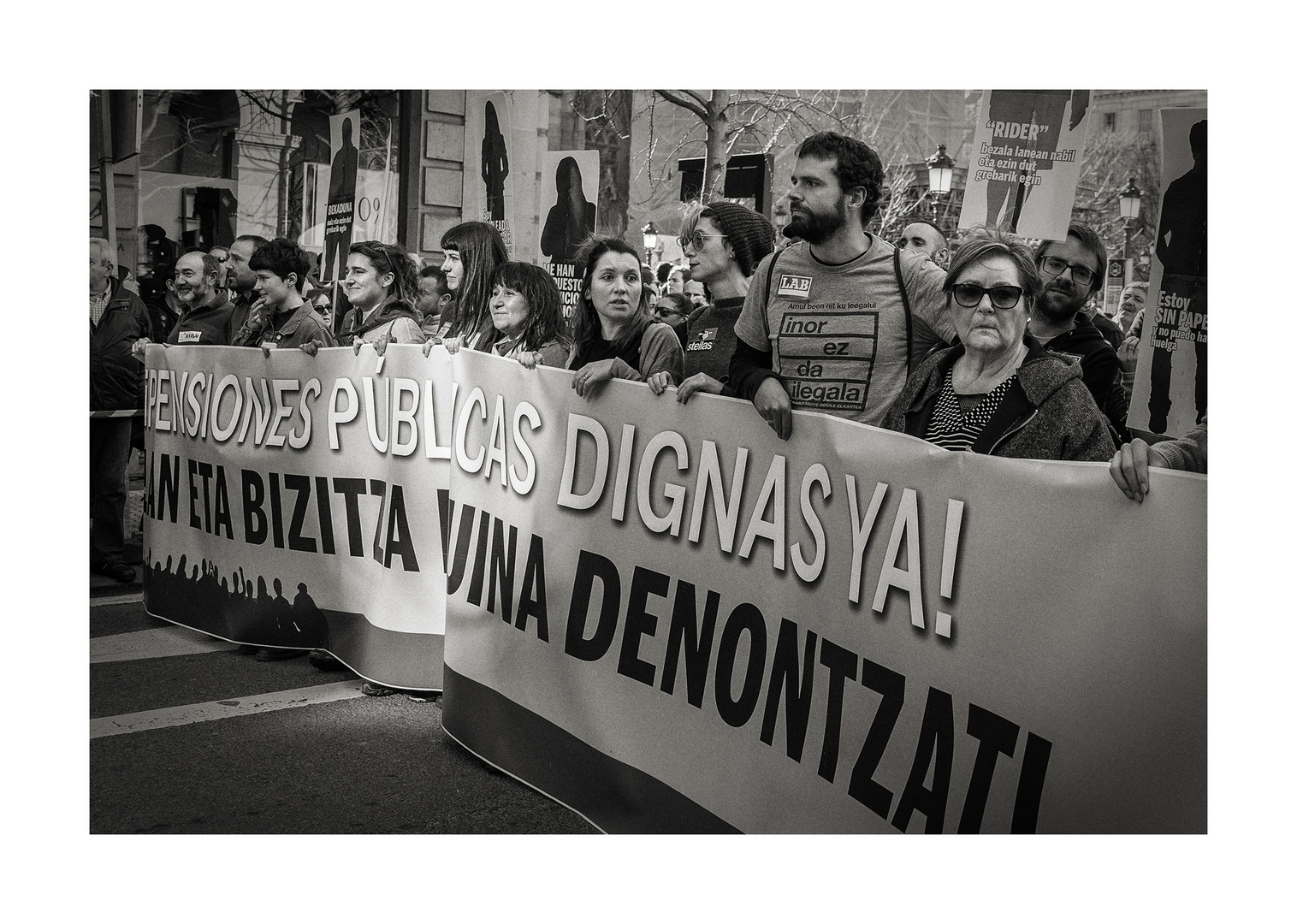 ¡¡Pensiones Públicas Dignas Ya!!     Trabajo y Vida Digna Para Tod@s