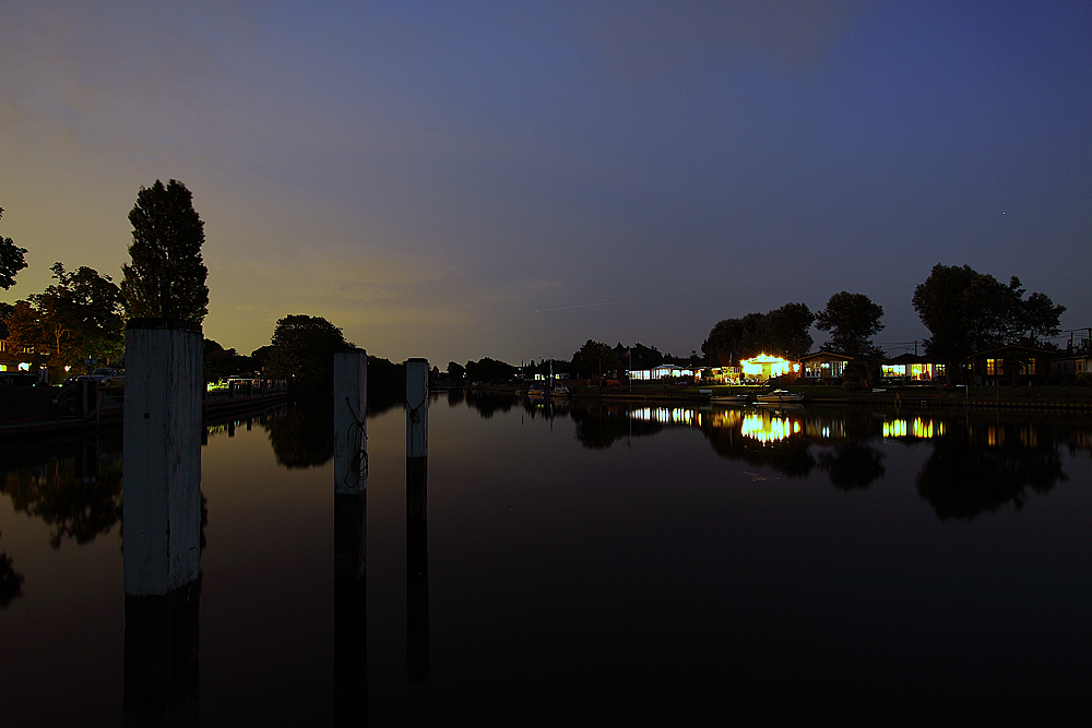 Penton Hook - River Thames