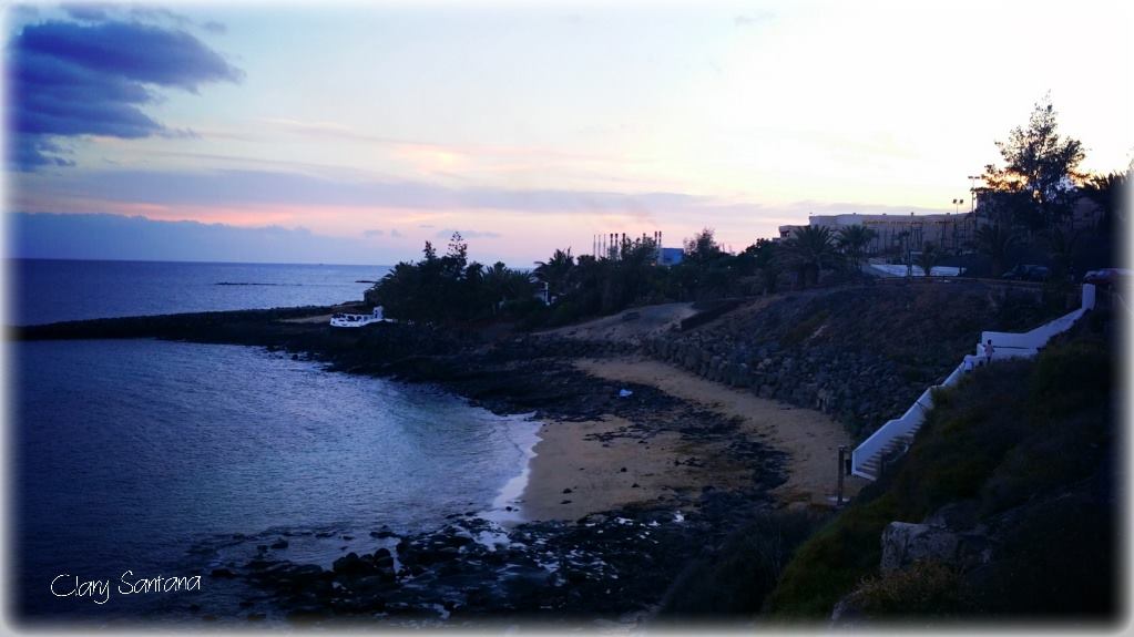 Pequeña cala llamada el Ancla (Costa Teguise)