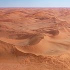 per Flugzeug über die Namib