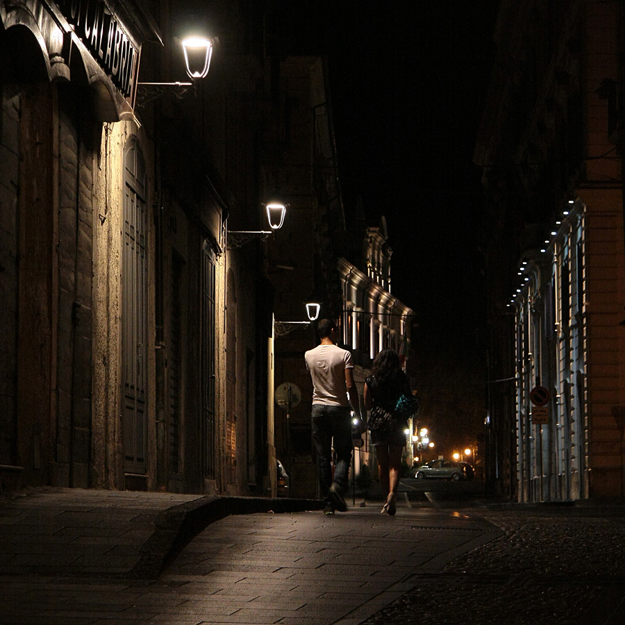 per le antiche strade (corso Telesio)