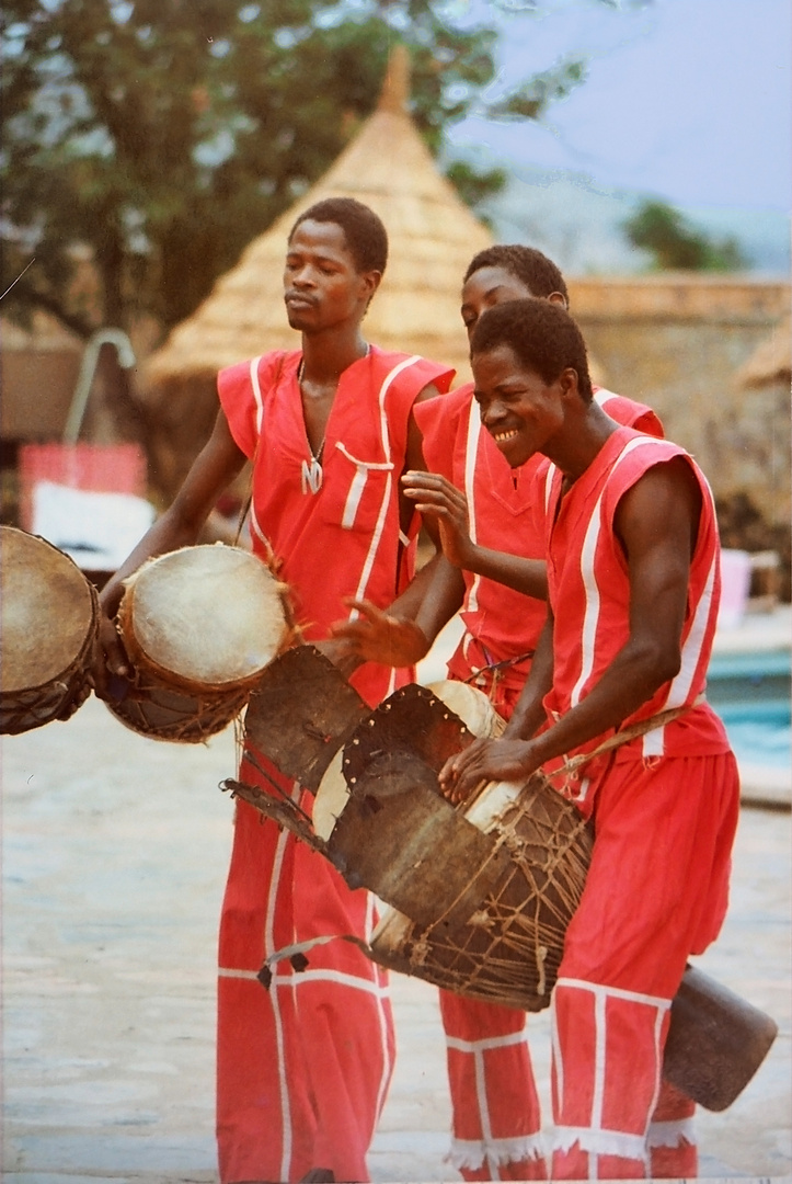 Percussionistes d’un ensemble folklorique malien