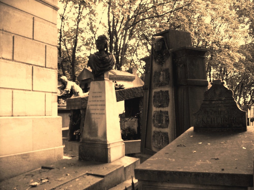 Père-Lachaise - erneut