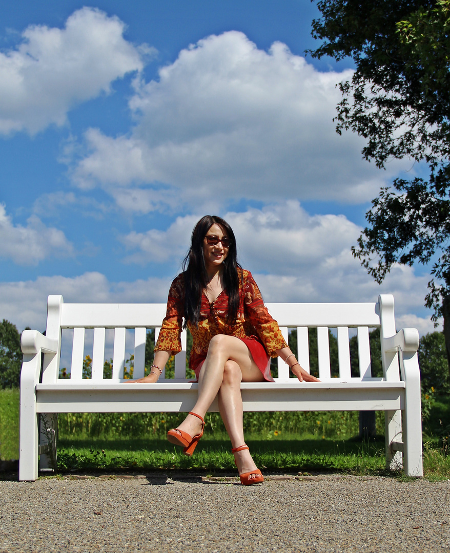 Perfect white bench