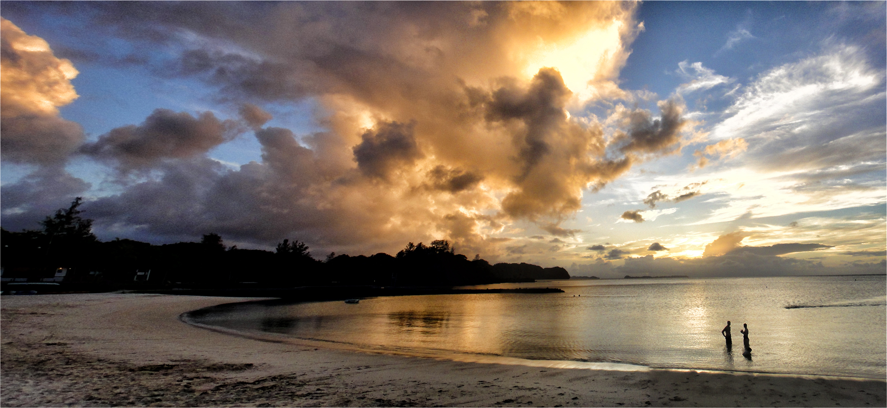 Perfekte Momente - Sonnenuntergang Palau