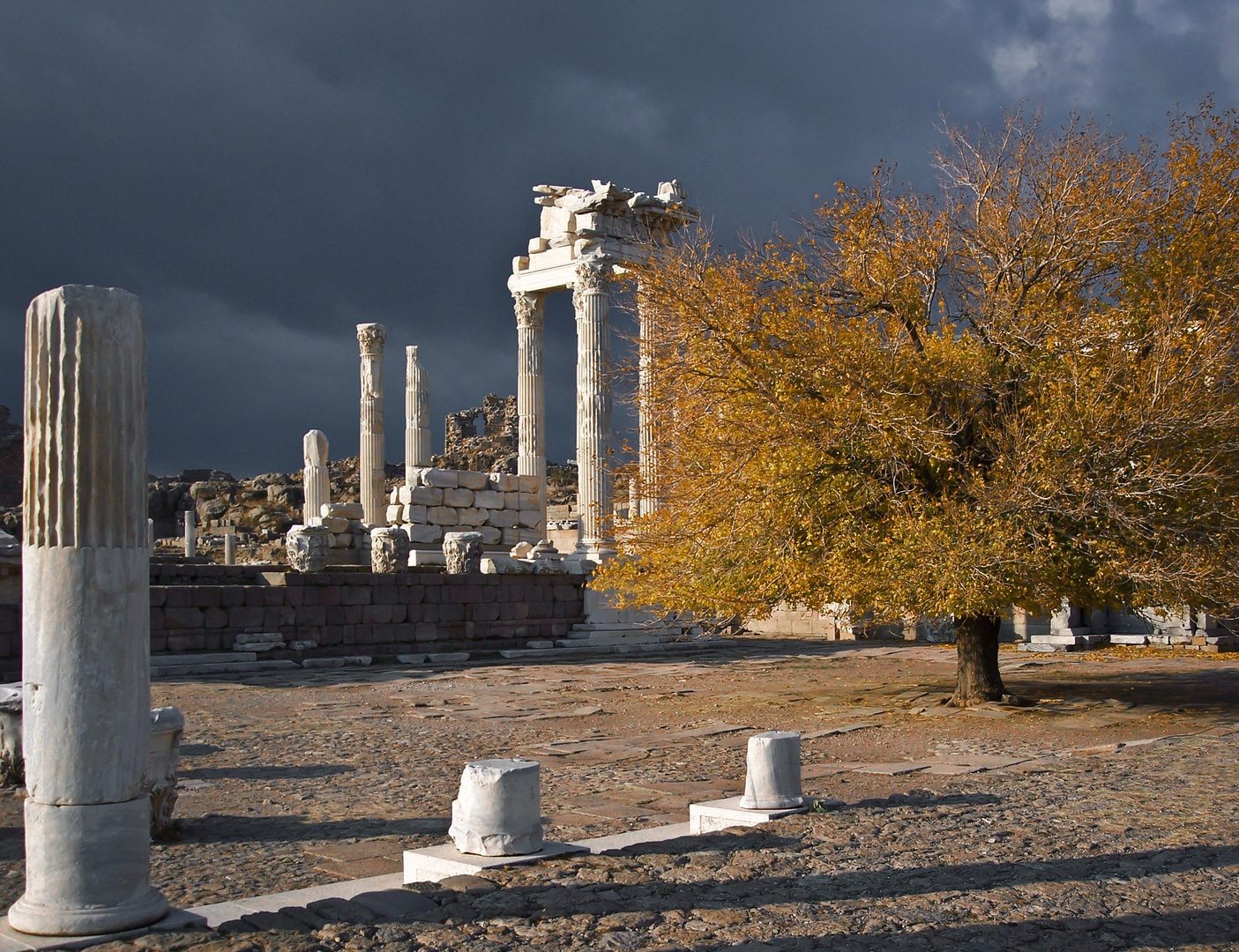 Pergamon - Herbststimmung