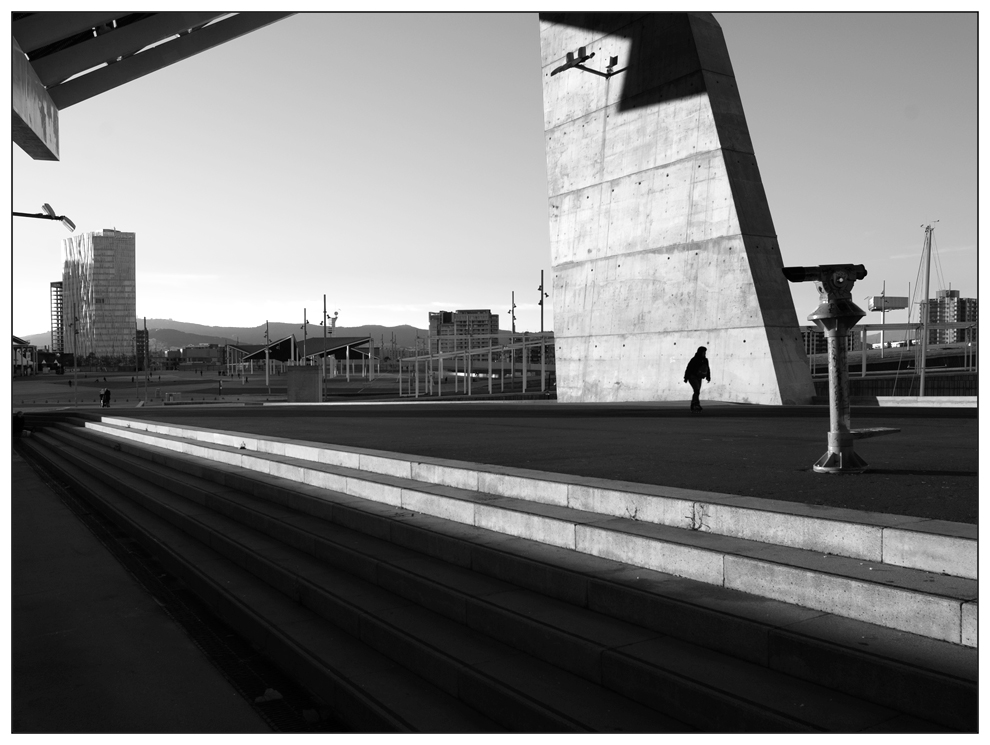 Pèrgola fotovoltàica al fòrum, Barcelona Dezember 2012