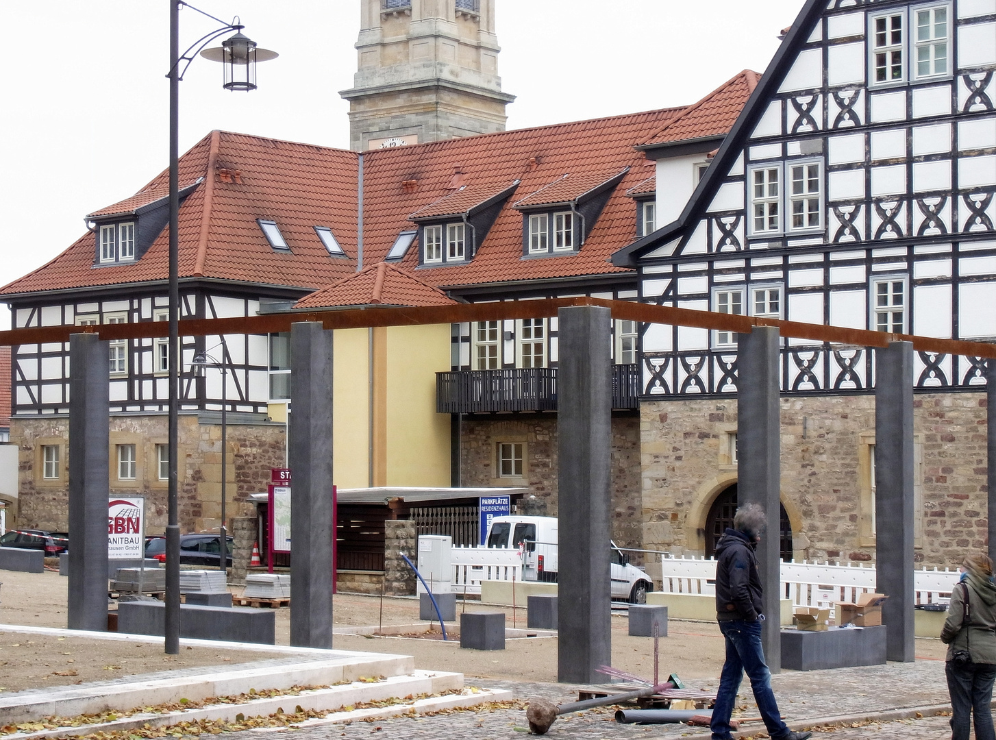 Pergola in Eisenach - Beton gegen Fachwerk