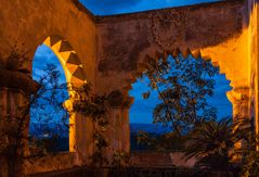 Pergola zur Blauen Stunde