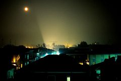 Periferia di notte a Milano