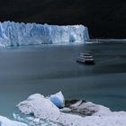 Perito Moreno mit Schiff