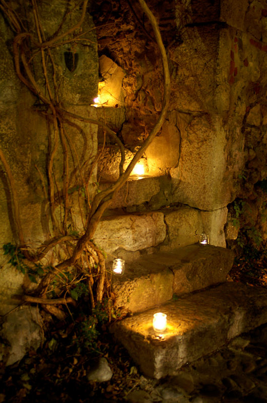 Pérouges by night (2)