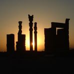 Persepolis by night