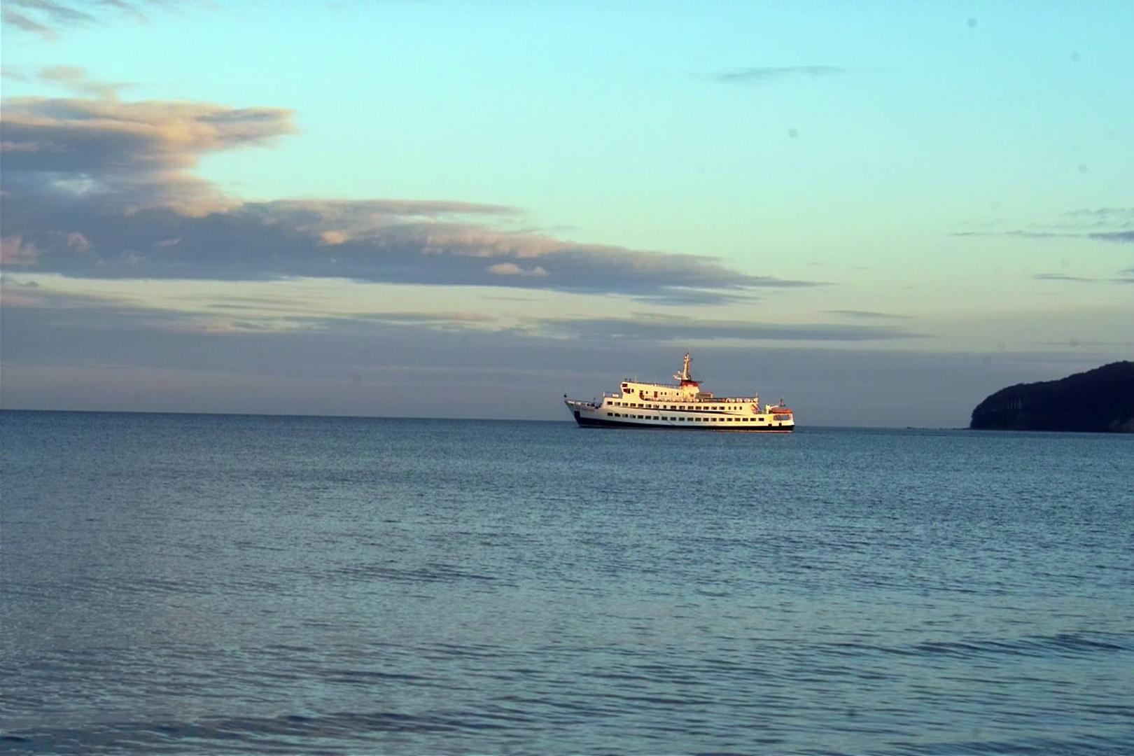 Personenfähre vor Binz, Rügen