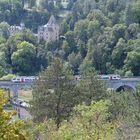 Personenzug auf Eisenbahnbrücke Remouchamps (B)